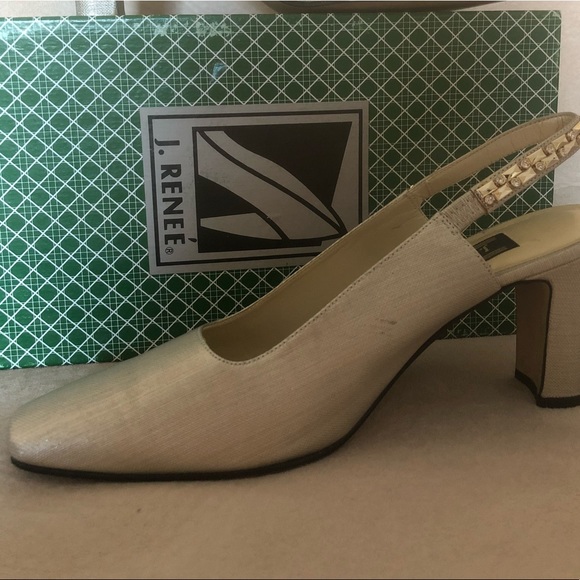 J Renee Gold/Ivory slingback - Picture 2 of 4